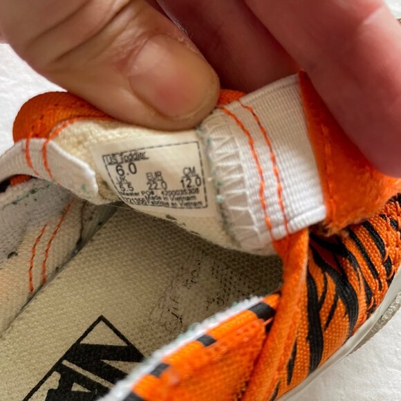 Vans Tiger Stripe Sneakers size 6 - Picture 7 of 10